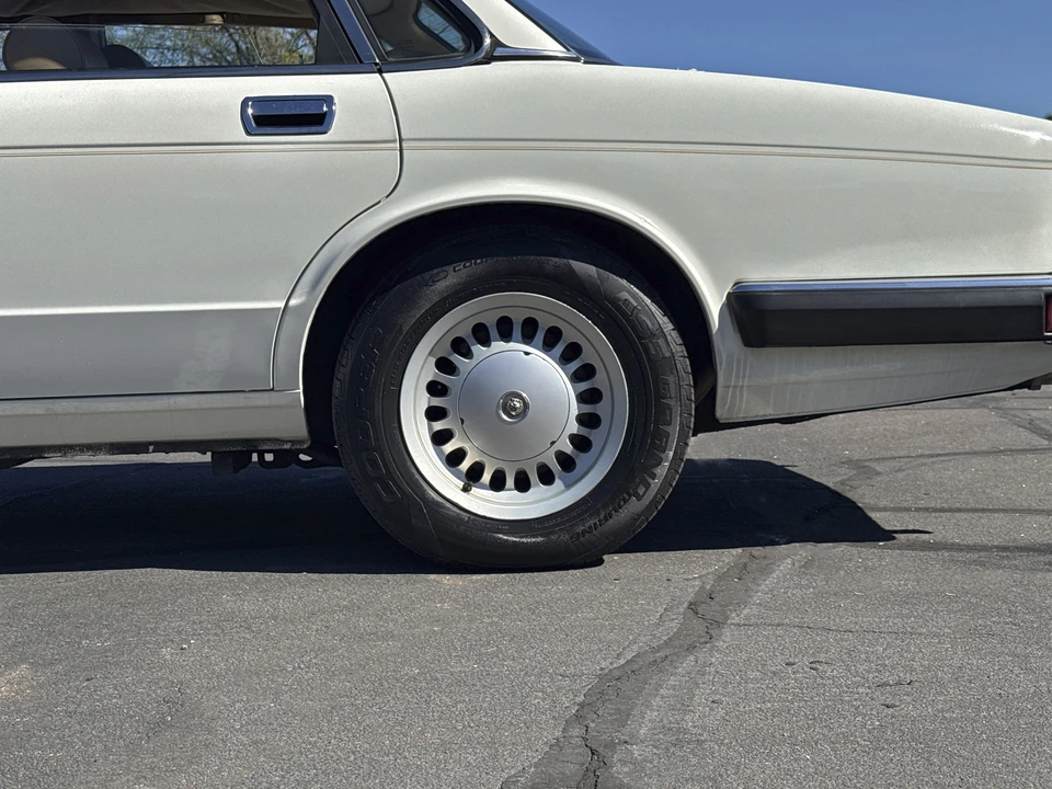 1991 Jaguar XJ40 XJ - Image 16 of 31