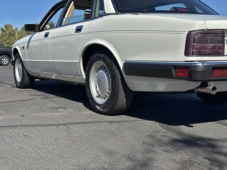 1991 Jaguar XJ40 XJ - Image 17 of 31
