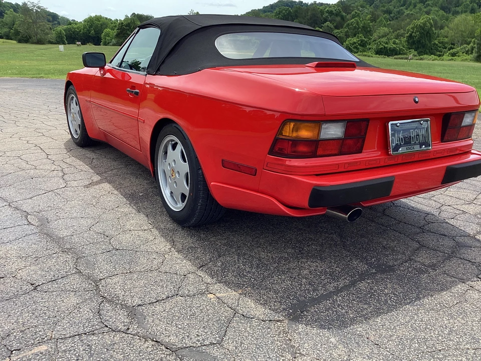 1992 Porsche 944 S2 - Image 10 of 31