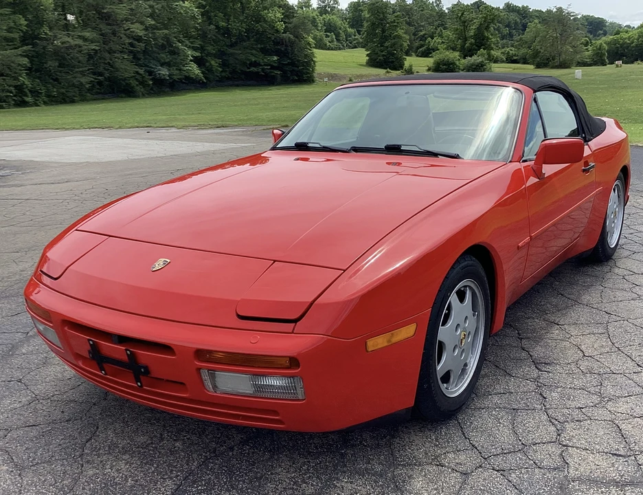 1992 Porsche 944 S2 - Image 2 of 31