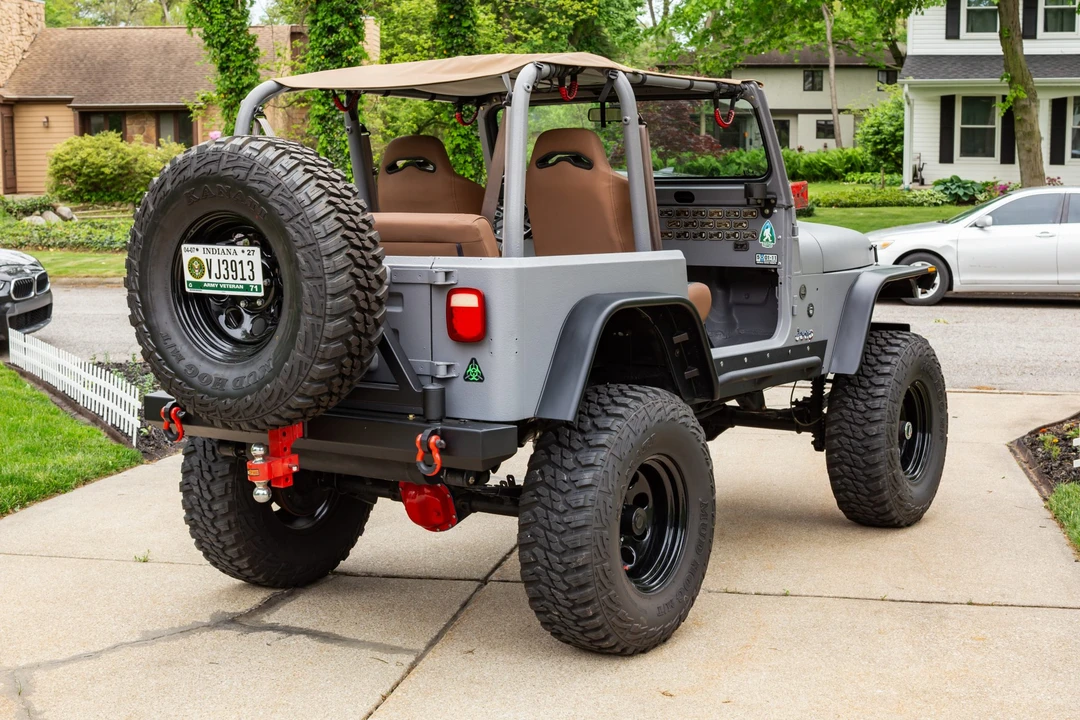 1992 Jeep YJ Wrangler - Image 7 of 31