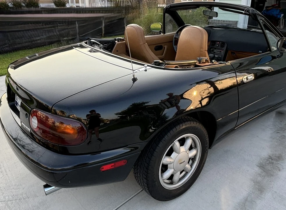 1992 Mazda NA MX-5 Miata - Image 16 of 31