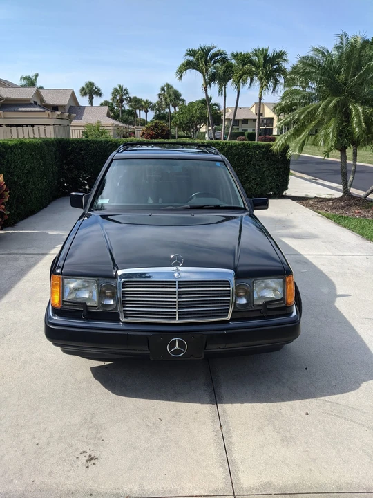 1992 Mercedes-Benz W124 E-Class - Image 4 of 31