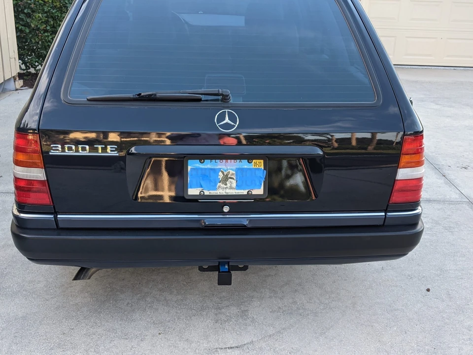 1992 Mercedes-Benz W124 E-Class - Image 26 of 31