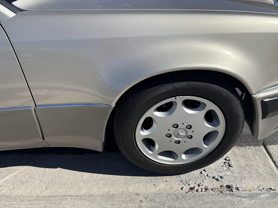 1992 Mercedes-Benz 500E & E500 - Image 29 of 31