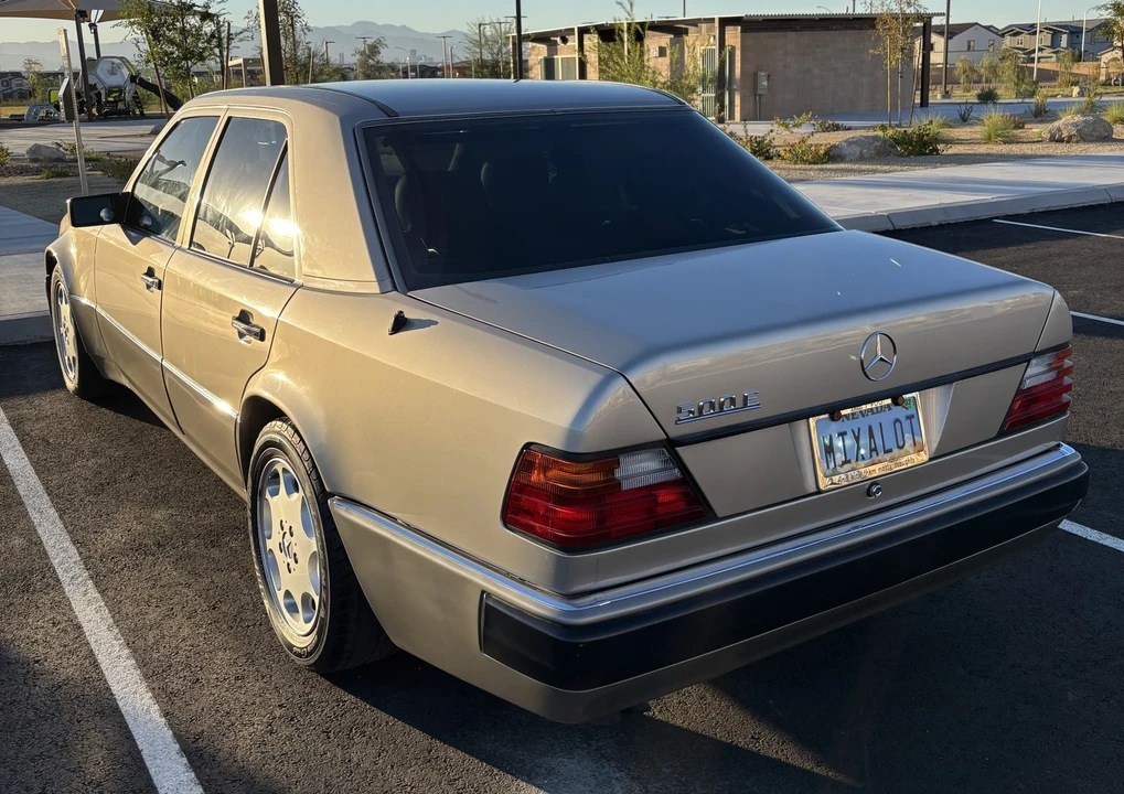 1992 Mercedes-Benz 500E & E500 - Image 13 of 31