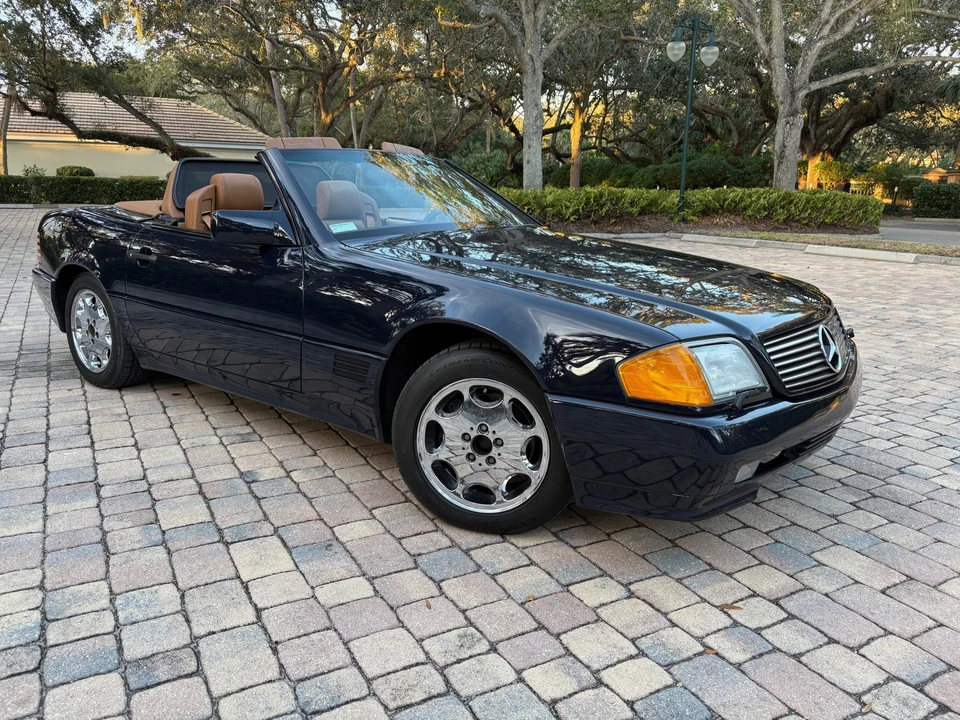 1992 Mercedes-Benz R129 SL-Class - Image 12 of 31