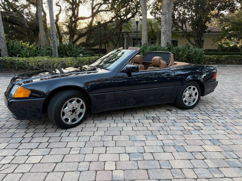 1992 Mercedes-Benz R129 SL-Class - Image 2 of 31