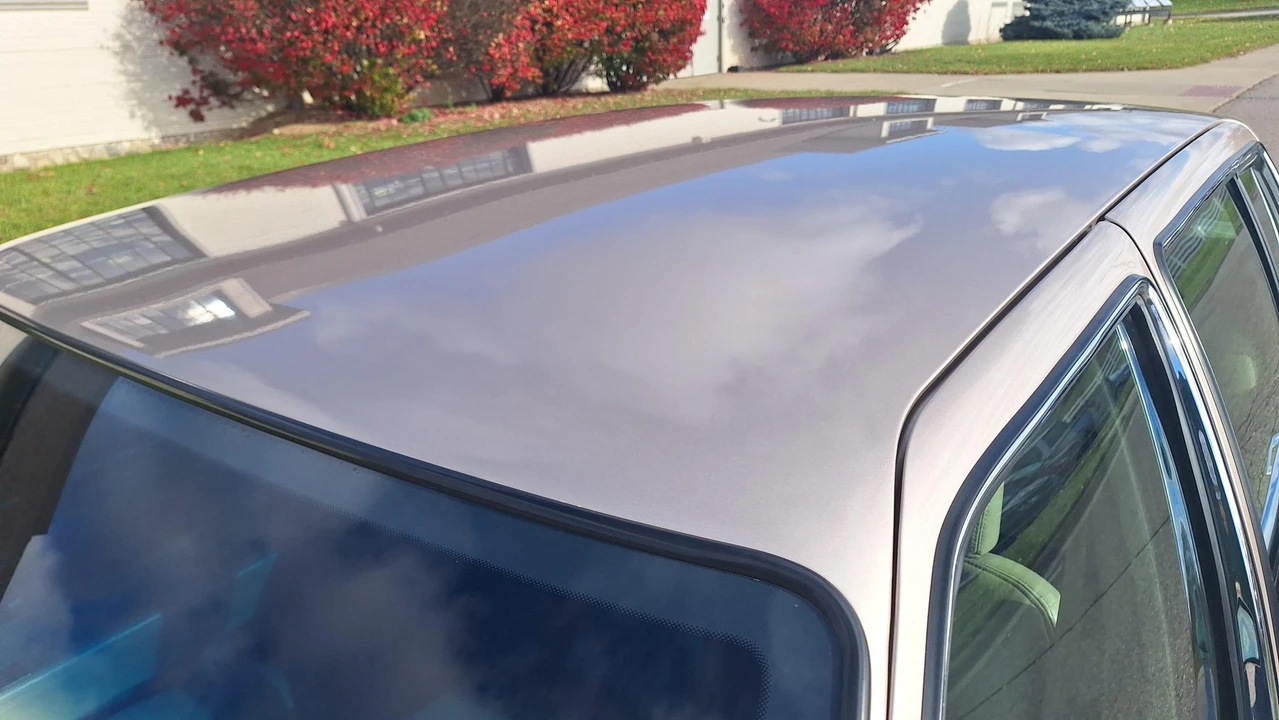 1993 Cadillac DeVille 7th Gen - Image 29 of 31