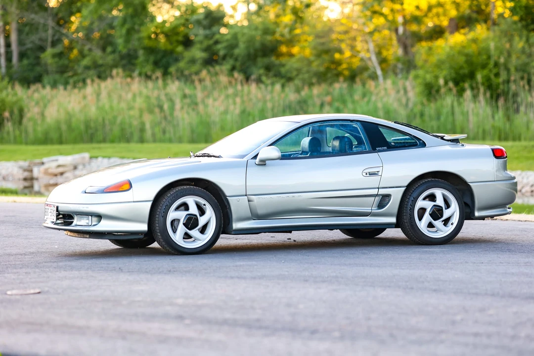 1993 Dodge Stealth - Image 2 of 31