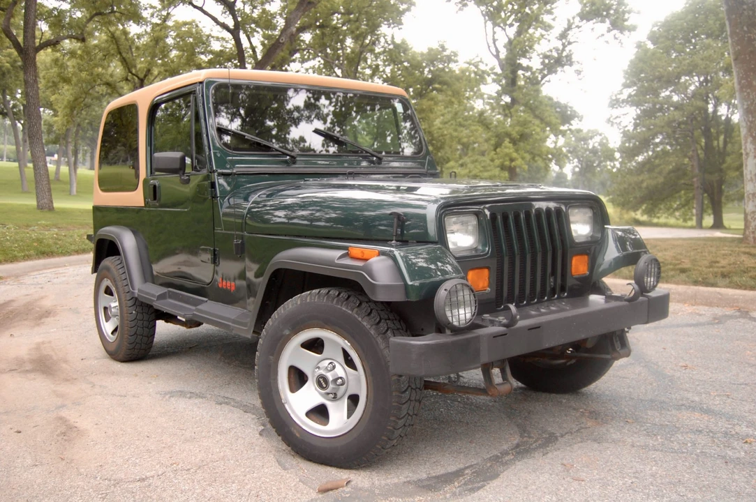 1993 Jeep YJ Wrangler - Image 4 of 31
