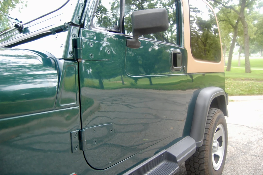 1993 Jeep YJ Wrangler - Image 10 of 31