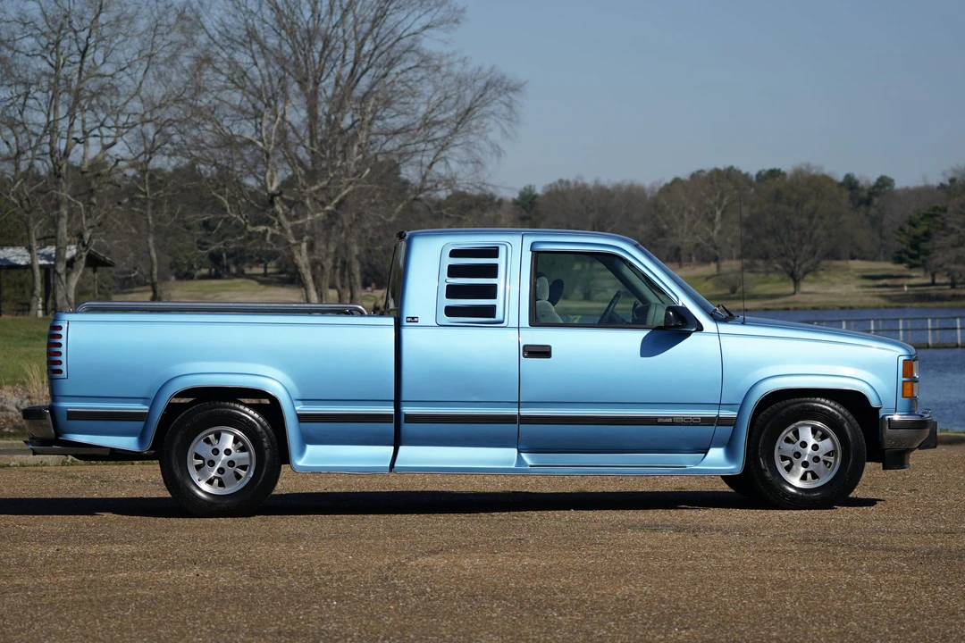 1995 GMC Sierra 1st Gen - Image 8 of 31