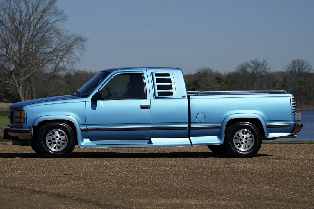 1995 GMC Sierra 1st Gen - Image 18 of 31