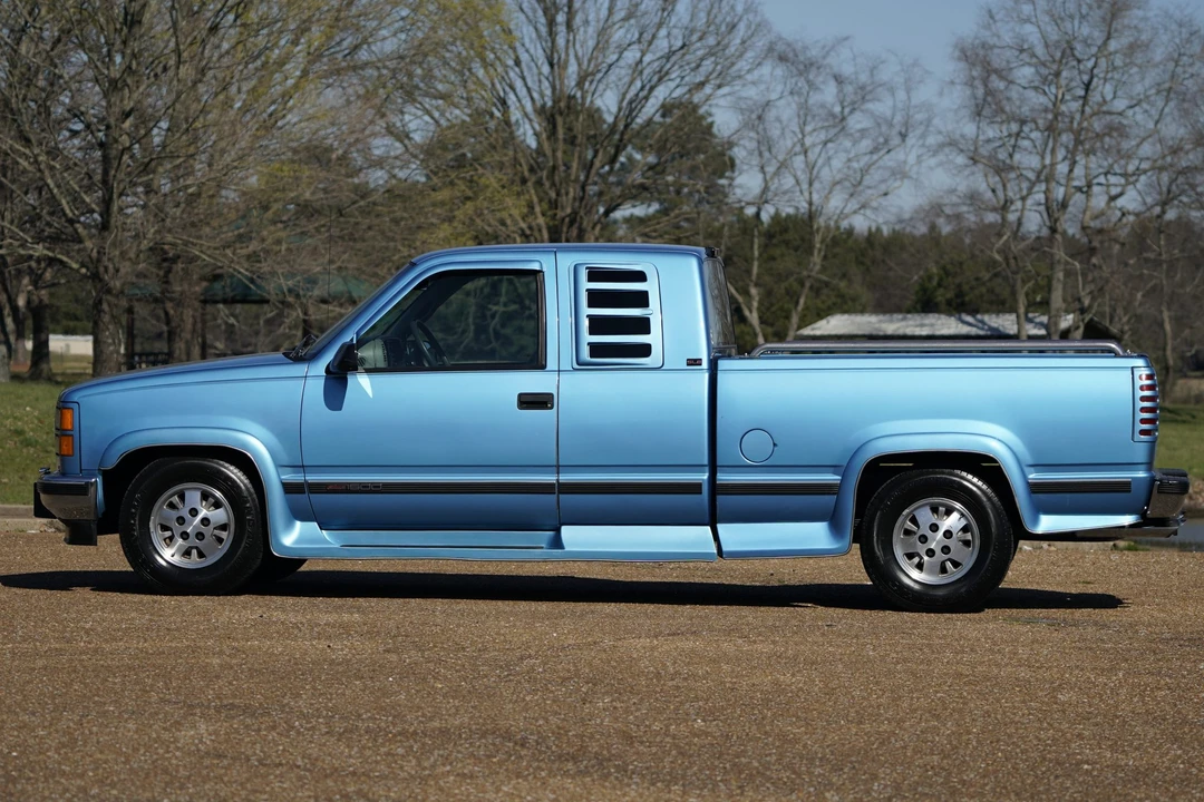 1995 GMC Sierra 1st Gen - Image 17 of 31