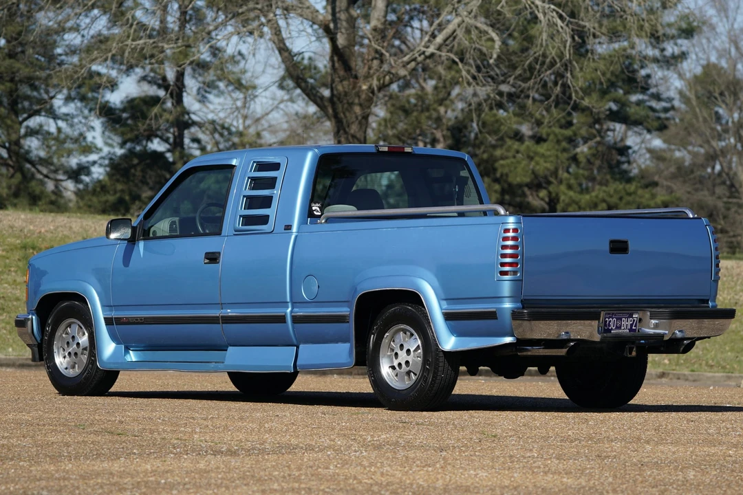 1995 GMC Sierra 1st Gen - Image 14 of 31