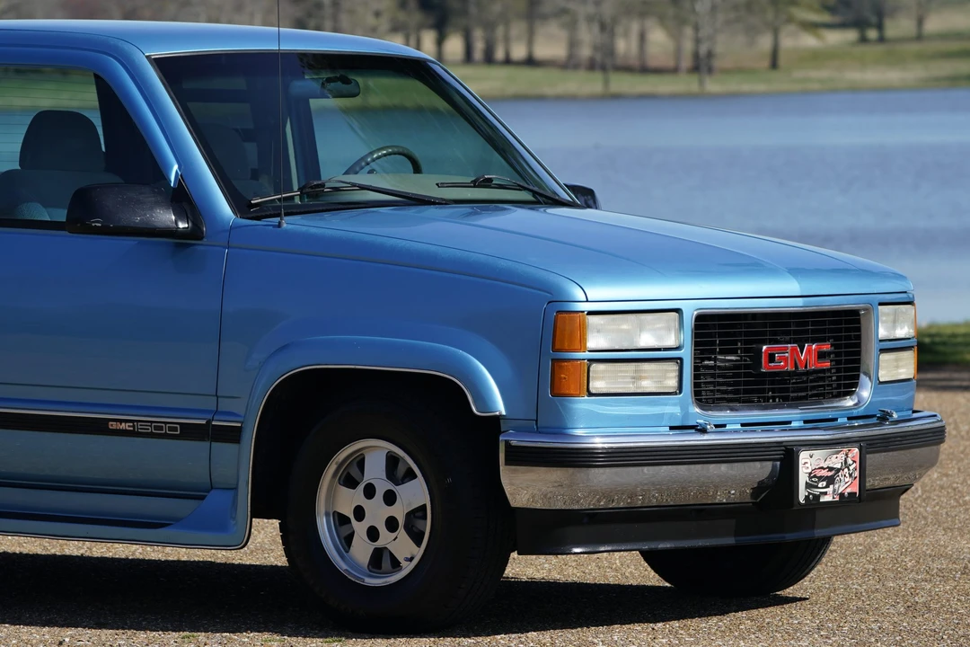 1995 GMC Sierra 1st Gen - Image 25 of 31