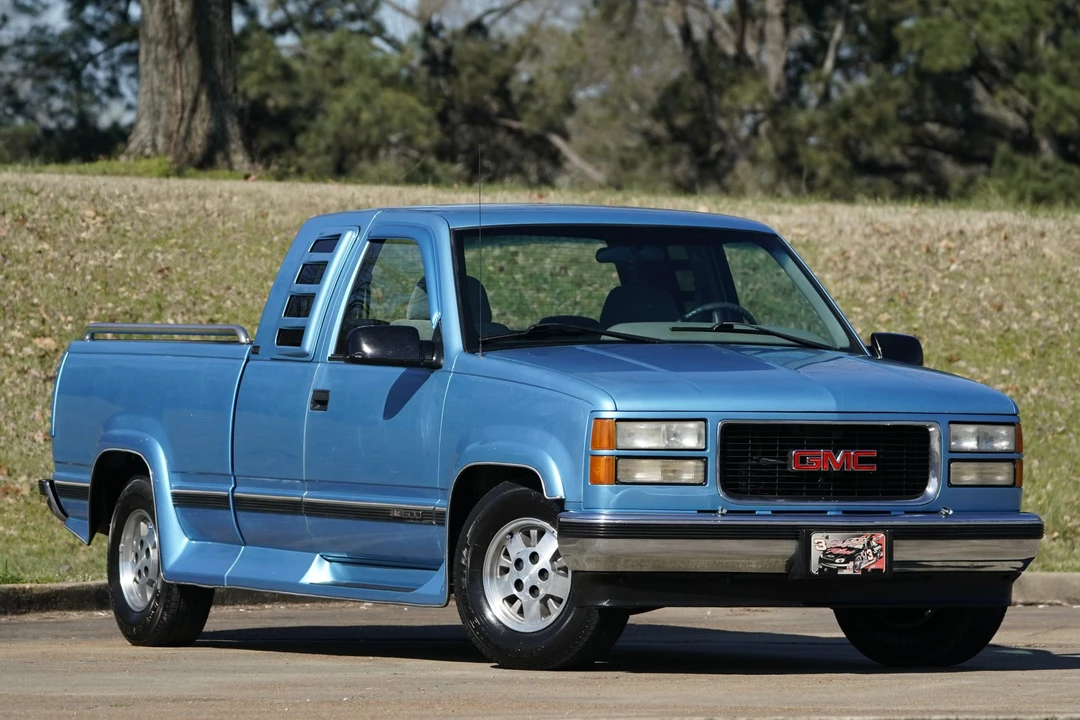 1995 GMC Sierra 1st Gen - Image 4 of 31