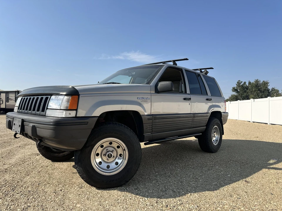 1995 Jeep ZJ Grand Wagoneer - Image 5 of 31