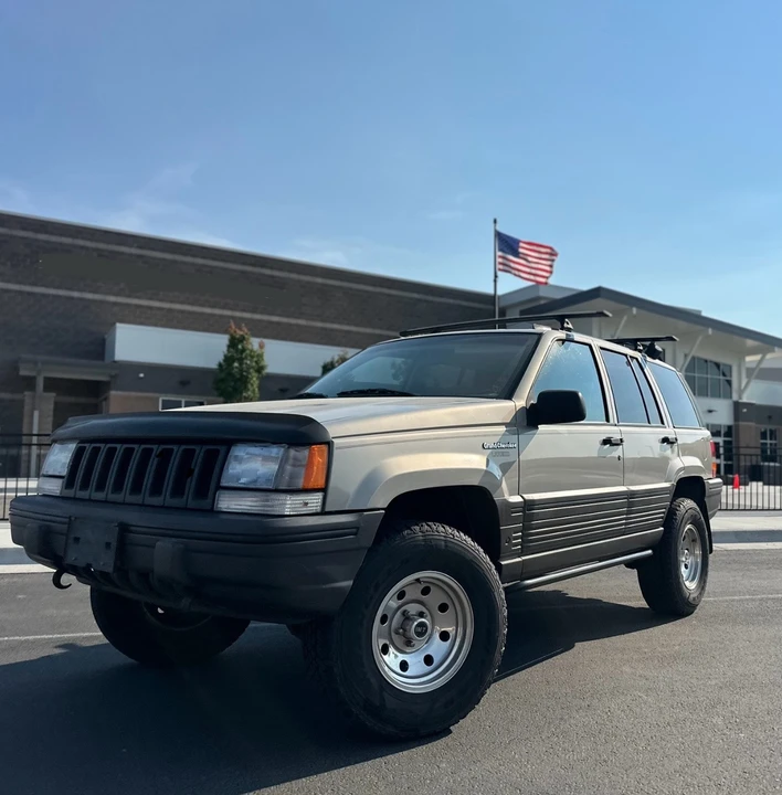 1995 Jeep ZJ Grand Wagoneer - Image 4 of 31