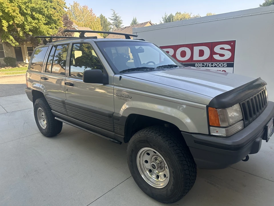 1995 Jeep ZJ Grand Wagoneer - Image 17 of 31