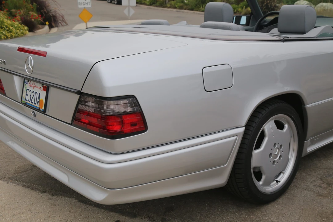 1995 Mercedes-Benz W124 E-Class - Image 29 of 31