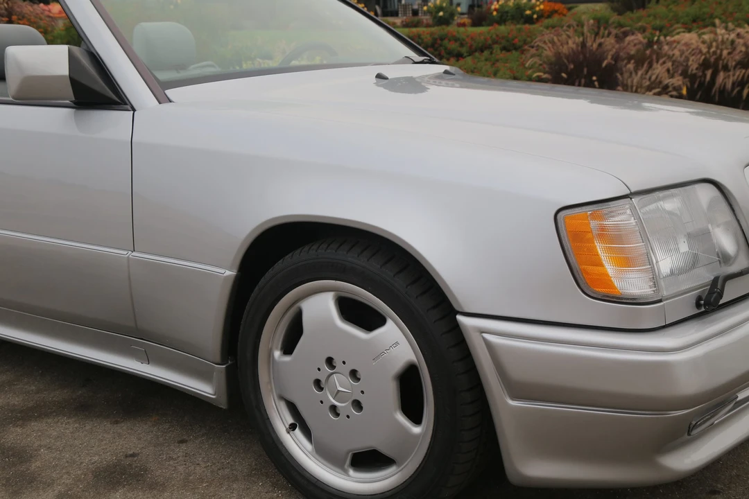 1995 Mercedes-Benz W124 E-Class - Image 18 of 31