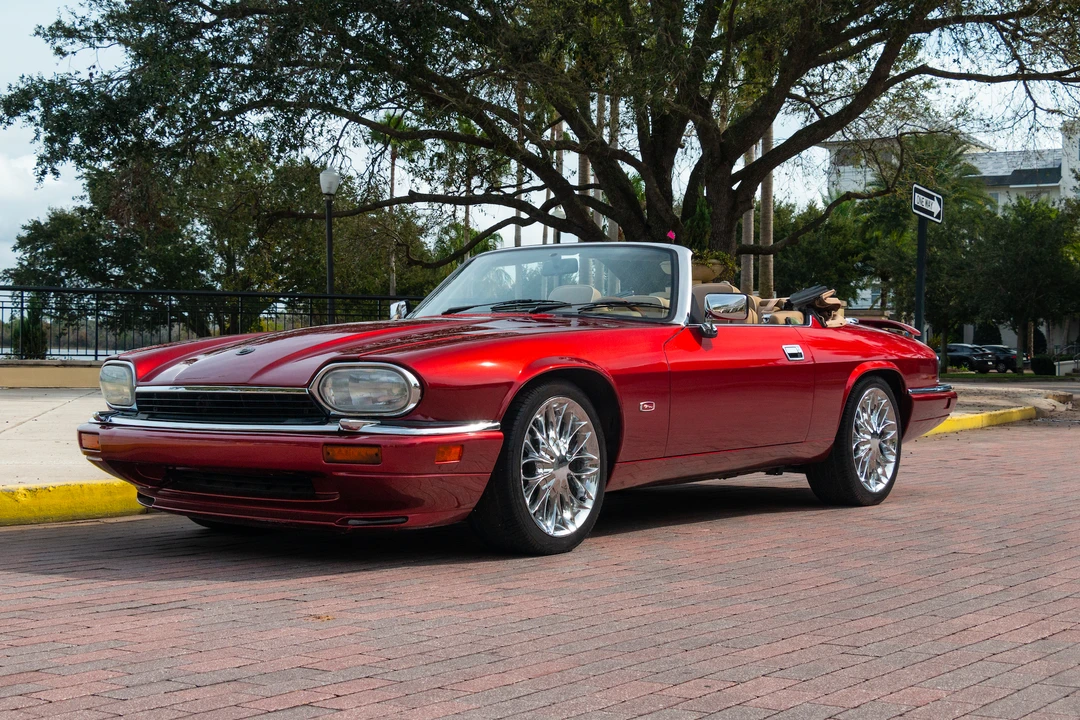 1996 Jaguar XJS Convertible - Image 10 of 31