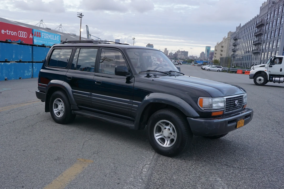 1996 Lexus LX 1st Gen - Image 15 of 31