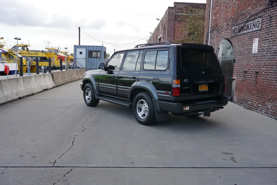 1996 Lexus LX 1st Gen - Image 19 of 31