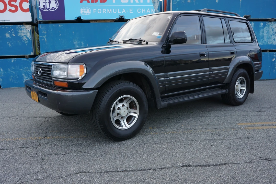 1996 Lexus LX 1st Gen - Image 2 of 31