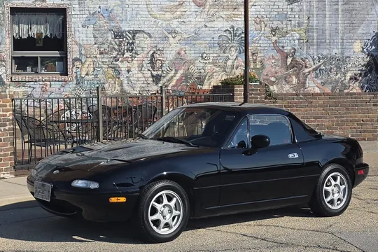 1996 Mazda MX-5 Miata 5-Speed