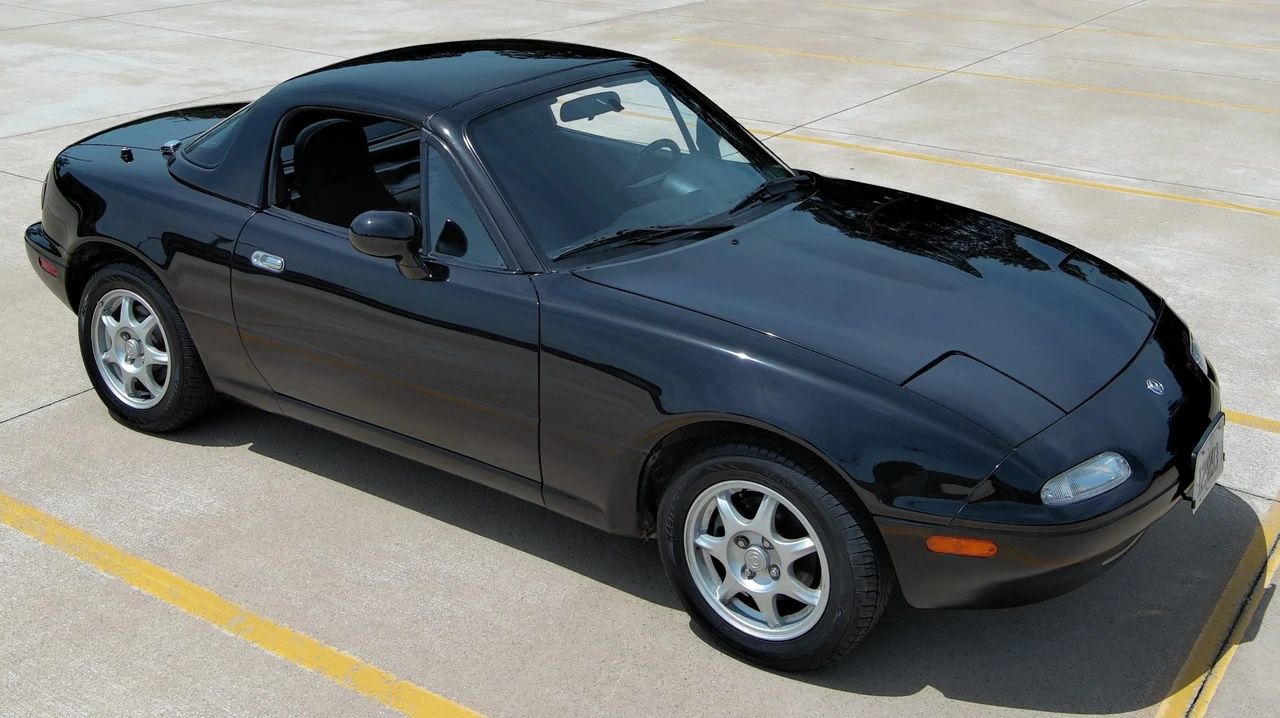 1996 Mazda NA MX-5 Miata - Image 4 of 31