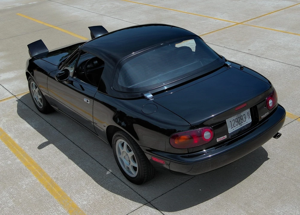 1996 Mazda NA MX-5 Miata - Image 16 of 31