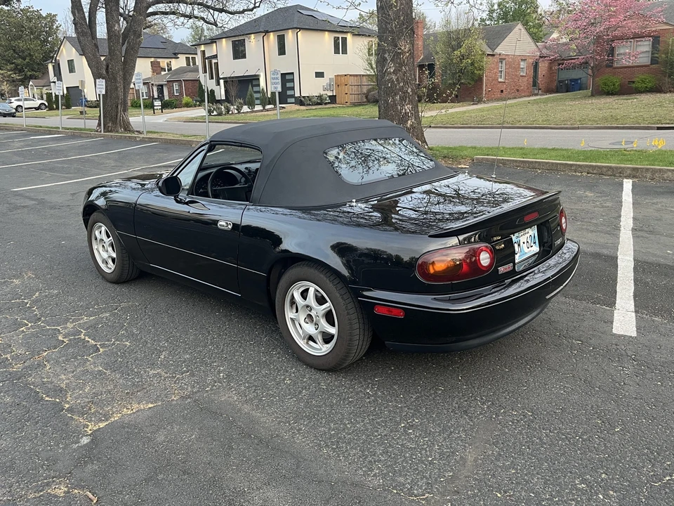 1996 Mazda NA MX-5 Miata - Image 26 of 31