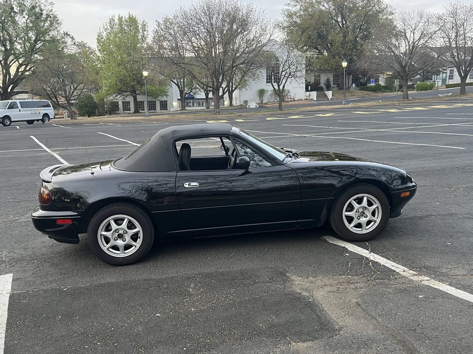 1996 Mazda NA MX-5 Miata - Image 29 of 31