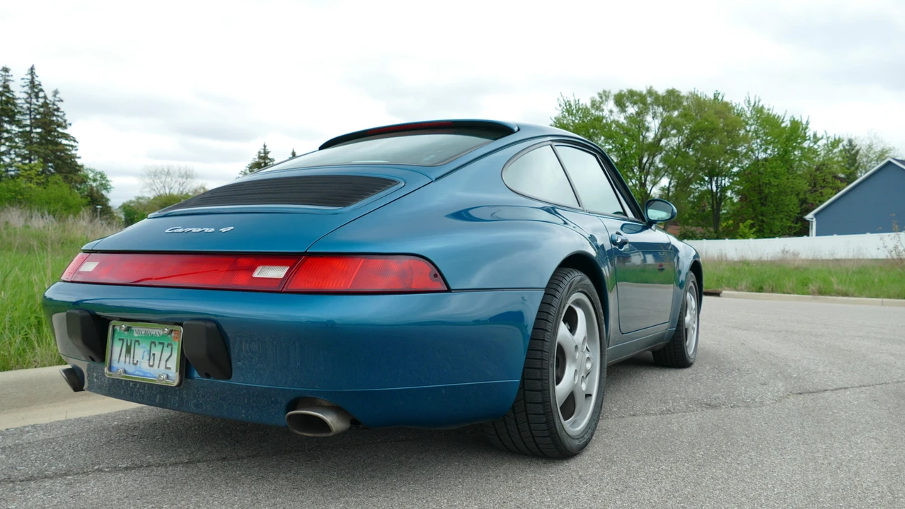 1996 Porsche 993 Carrera - Image 10 of 31
