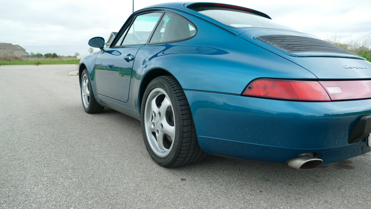 1996 Porsche 993 Carrera - Image 7 of 31