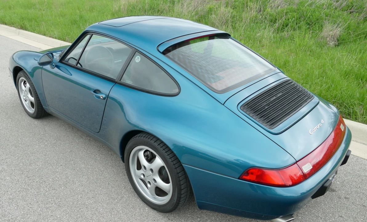 1996 Porsche 993 Carrera - Image 5 of 31