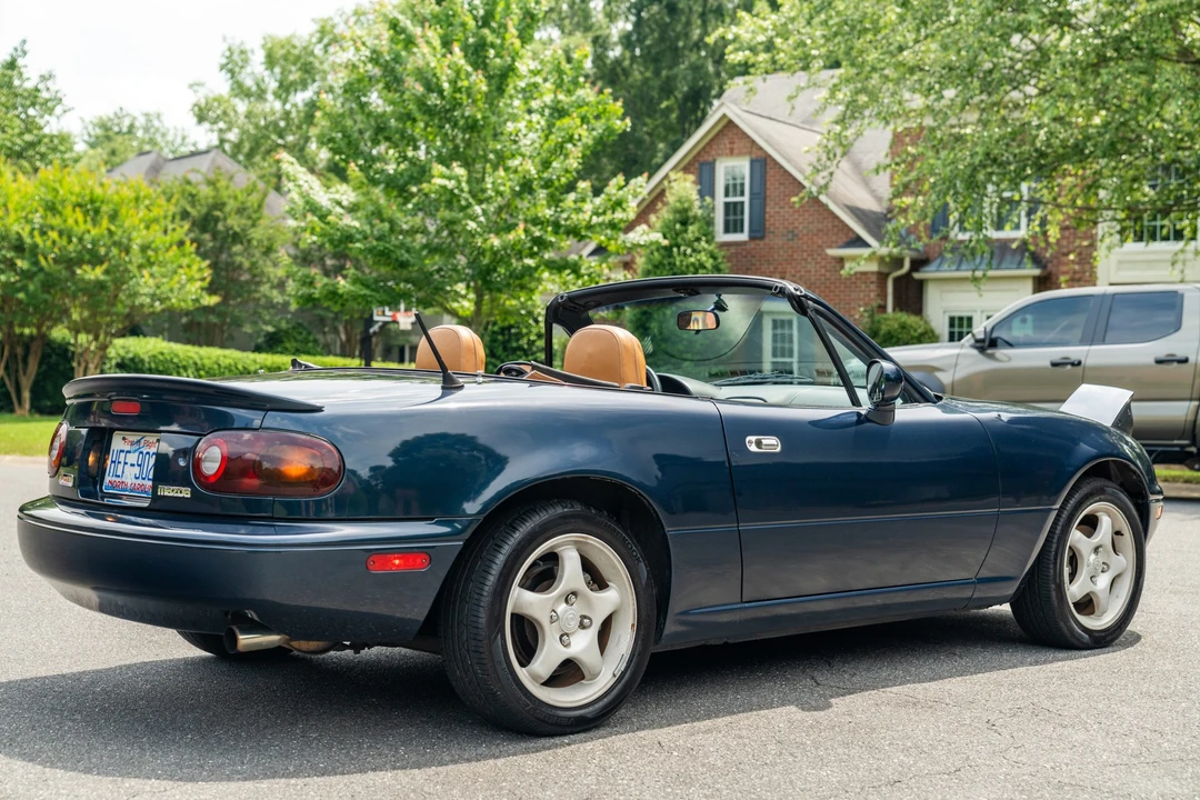 1997 Mazda NA MX-5 Miata - Image 5 of 31