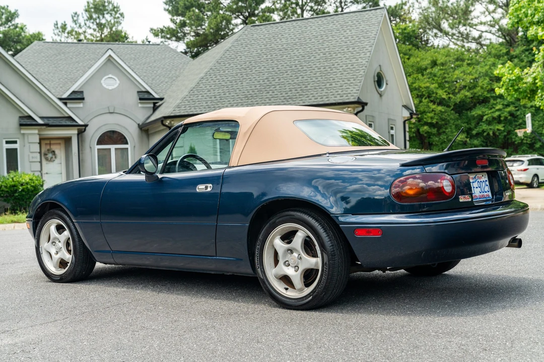 1997 Mazda NA MX-5 Miata - Image 15 of 31