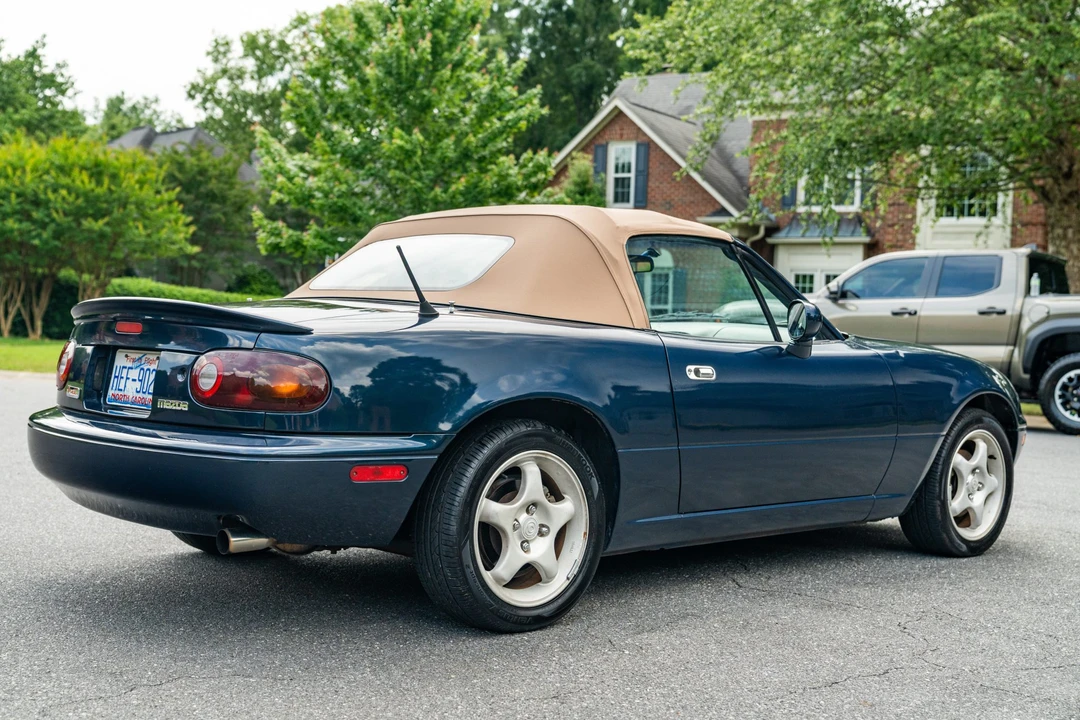 1997 Mazda NA MX-5 Miata - Image 13 of 31