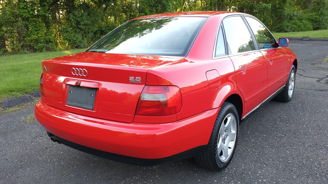 1998 Audi - Image 14 of 31