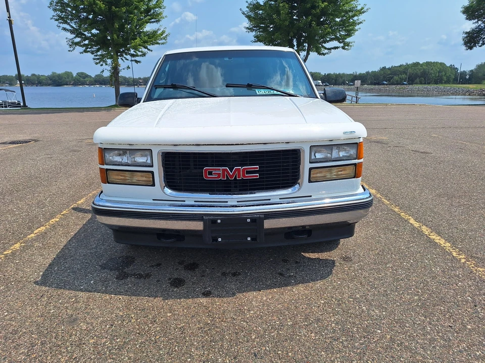 1998 GMC Sierra 1st Gen - Image 4 of 31