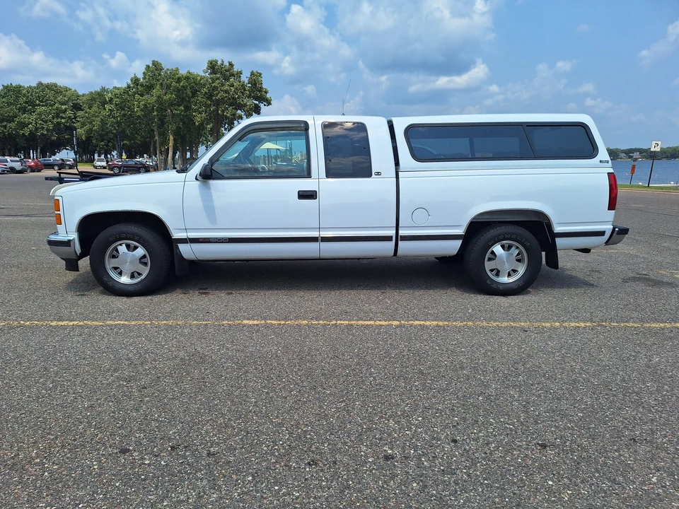 1998 GMC Sierra 1st Gen - Image 12 of 31