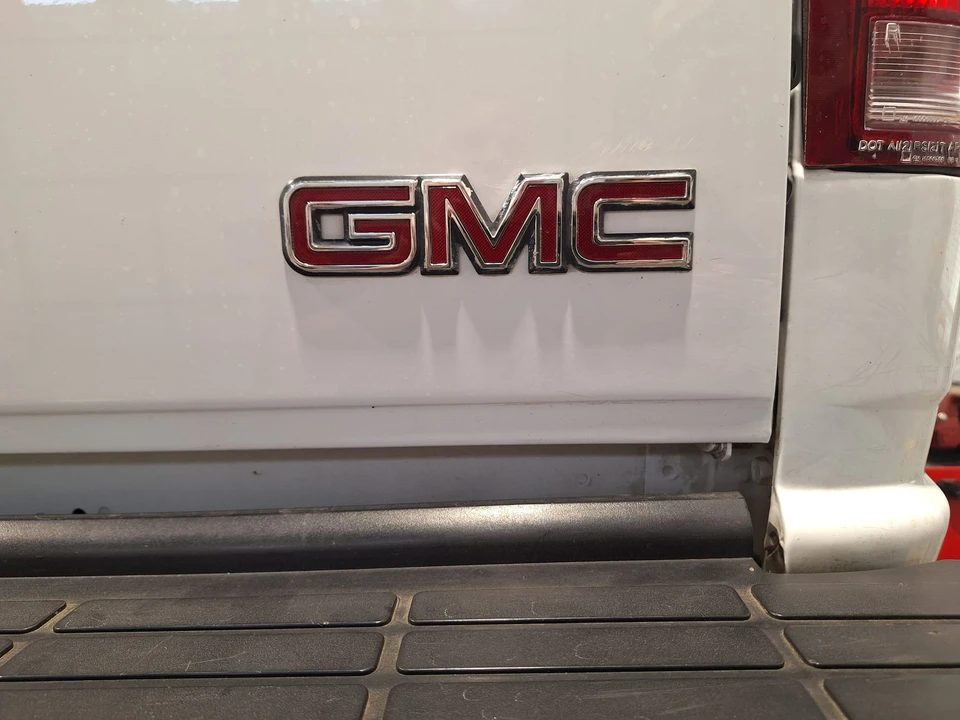 1998 GMC Sierra 1st Gen - Image 27 of 31