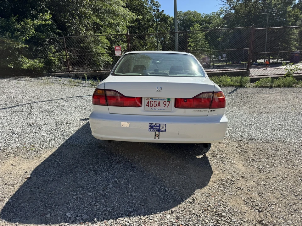 1998 Honda Accord 6th Gen - Image 5 of 31