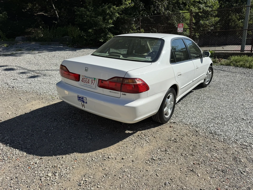 1998 Honda Accord 6th Gen - Image 6 of 31