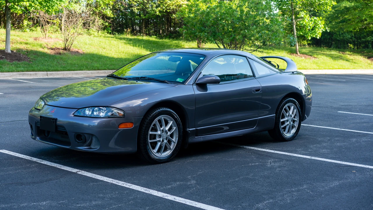 1998 Mitsubishi Eclipse 2nd Gen - Image 3 of 31