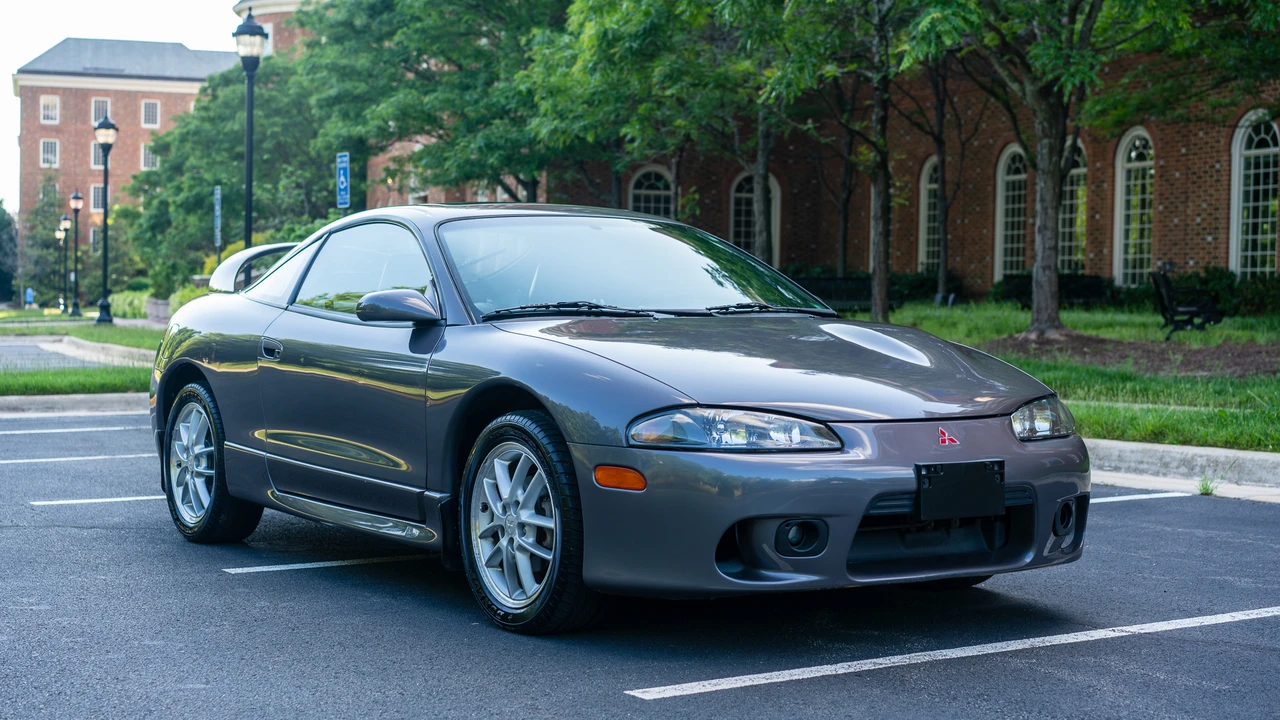 1998 Mitsubishi Eclipse 2nd Gen - Image 11 of 31